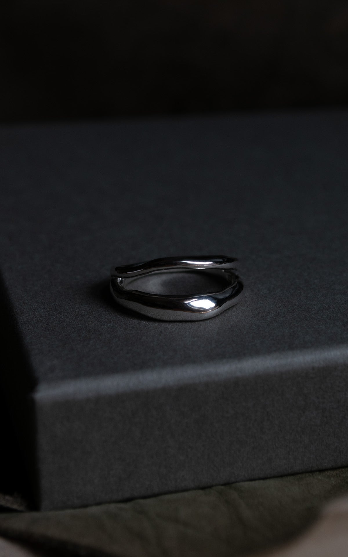 Double Line Ring