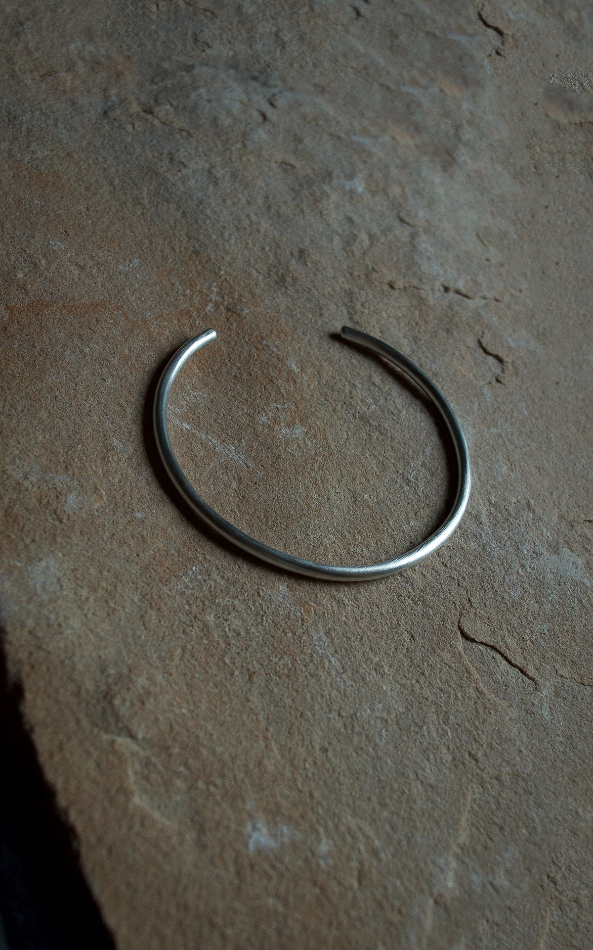 Matte bangle