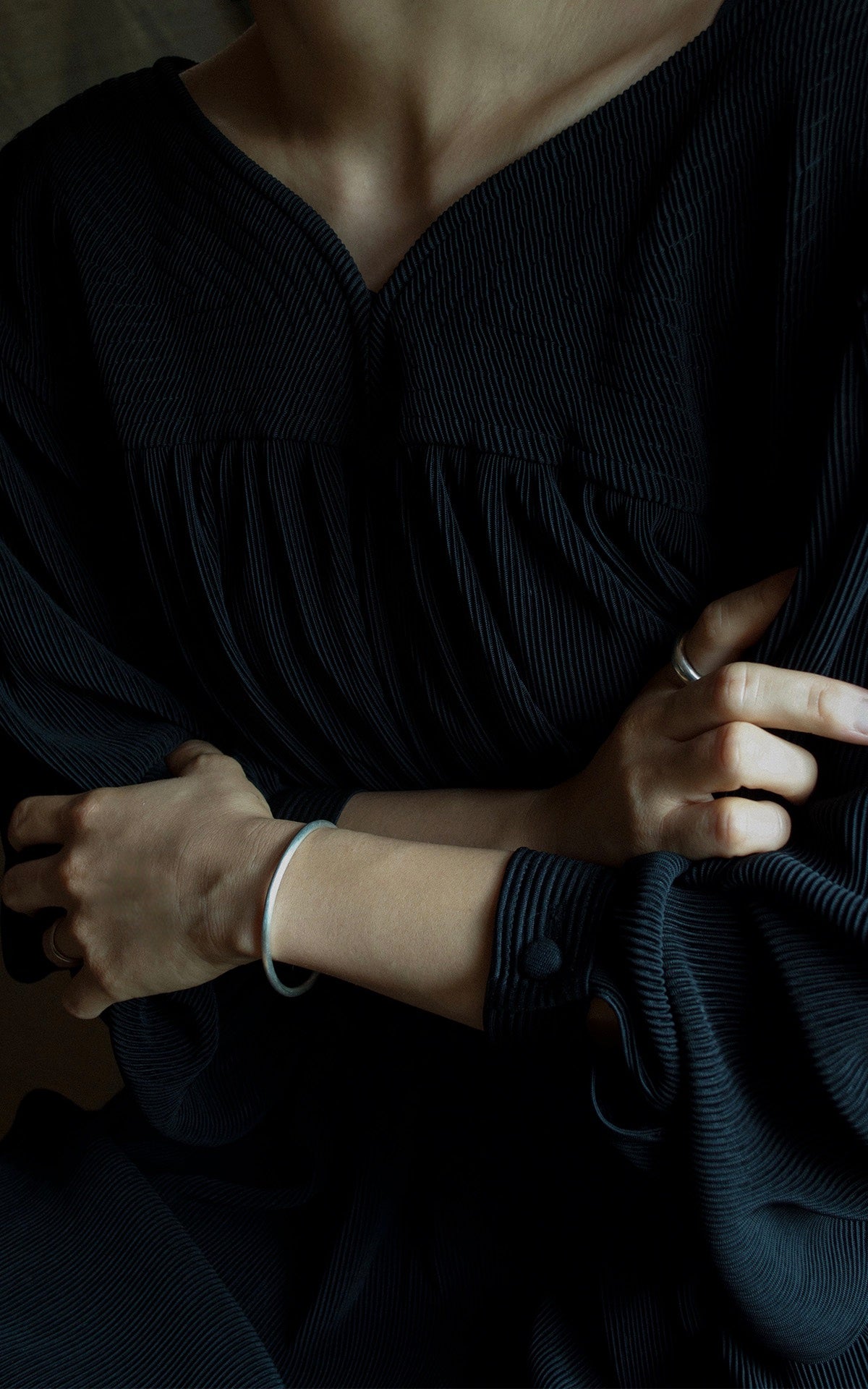 Matte bangle