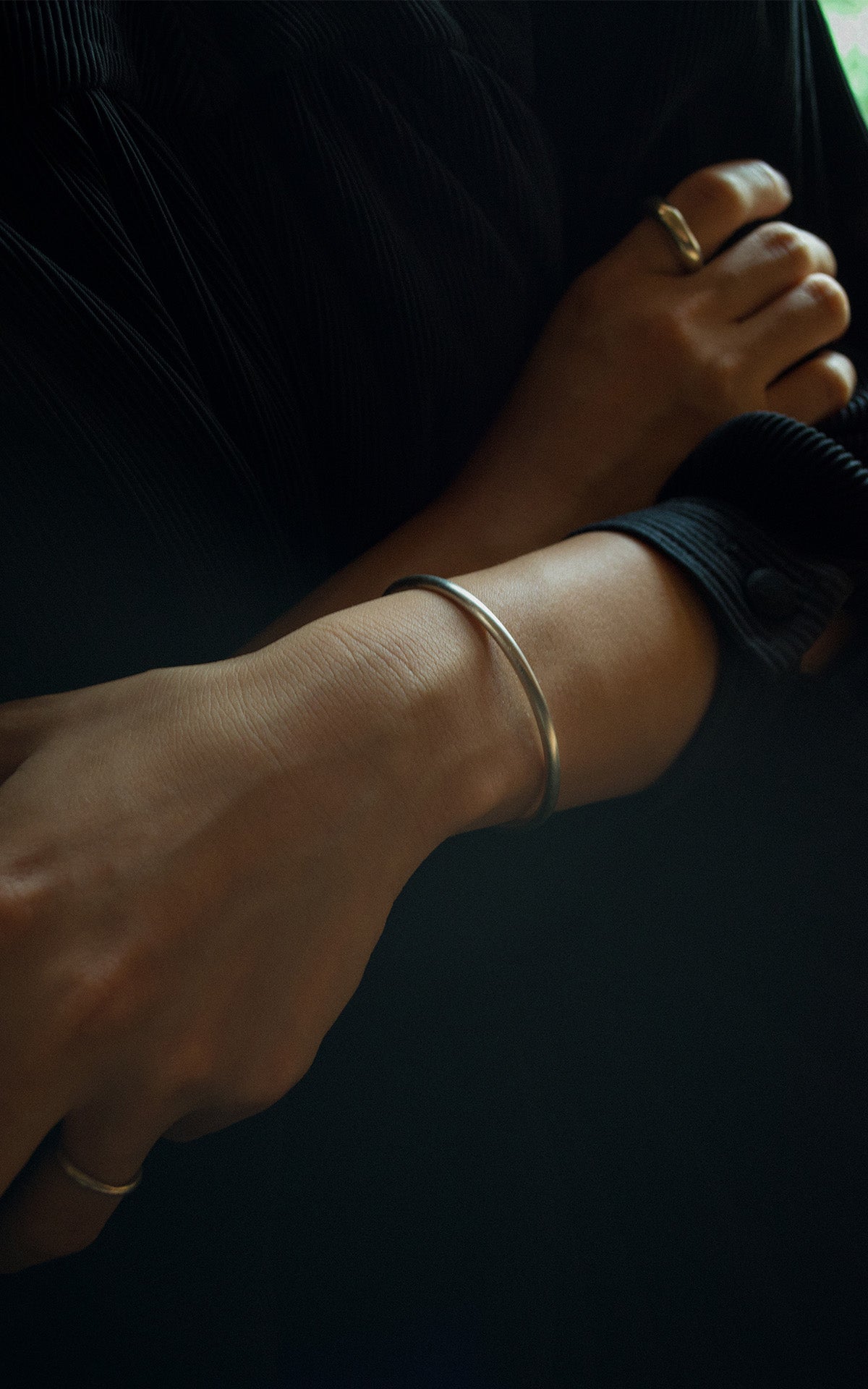 Matte bangle