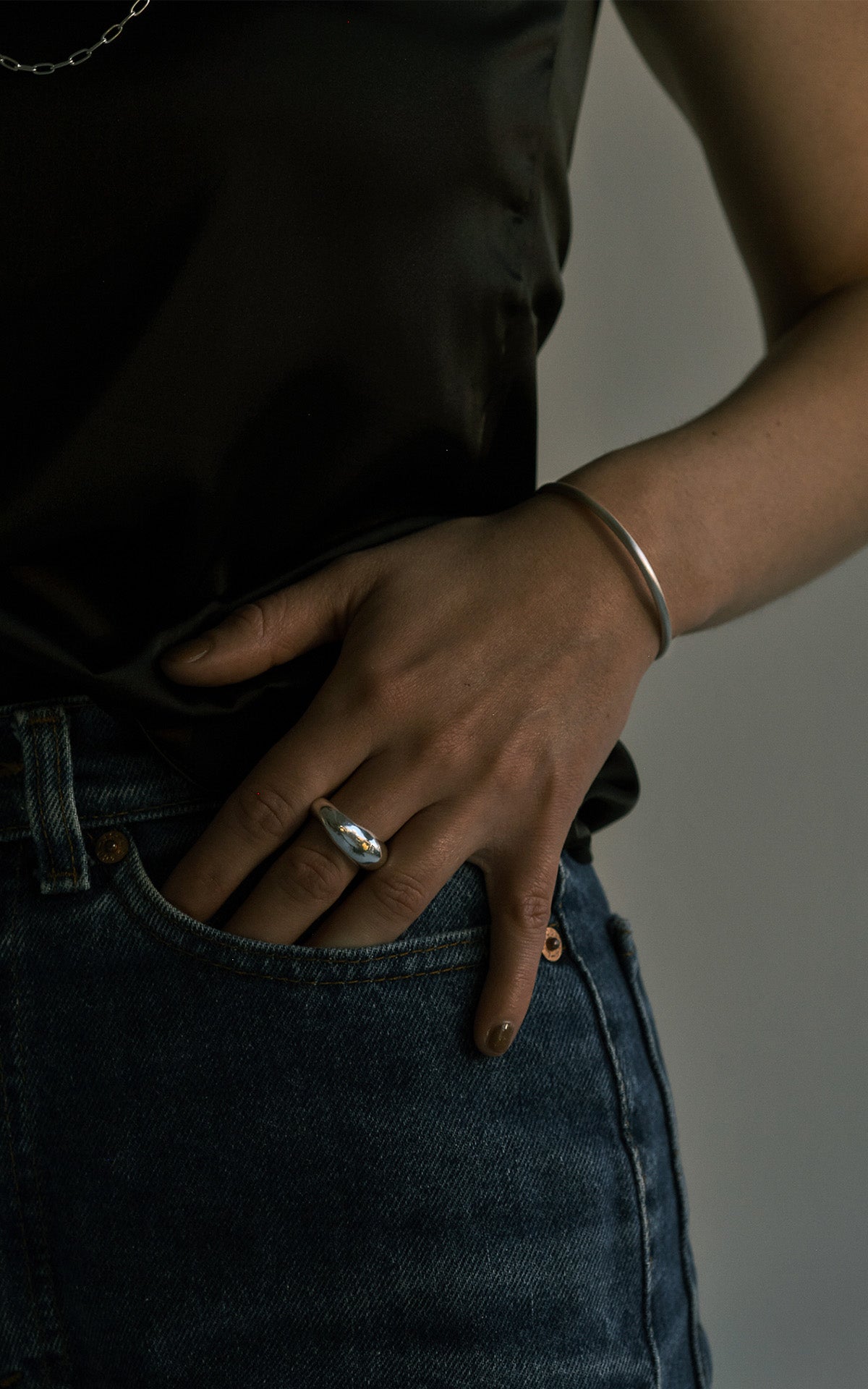 Matte bangle