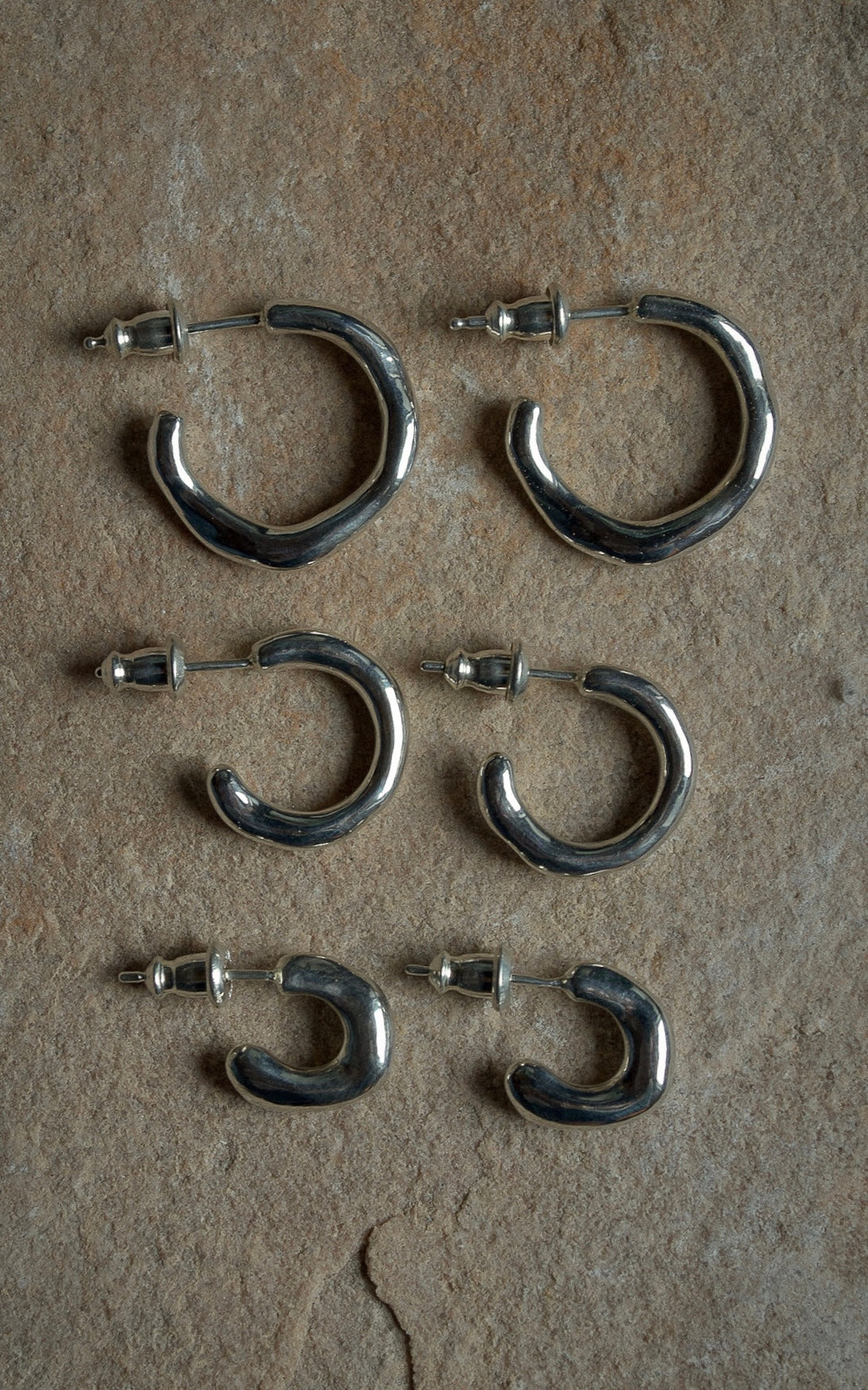 Melt Hoop Pierce (Medium)