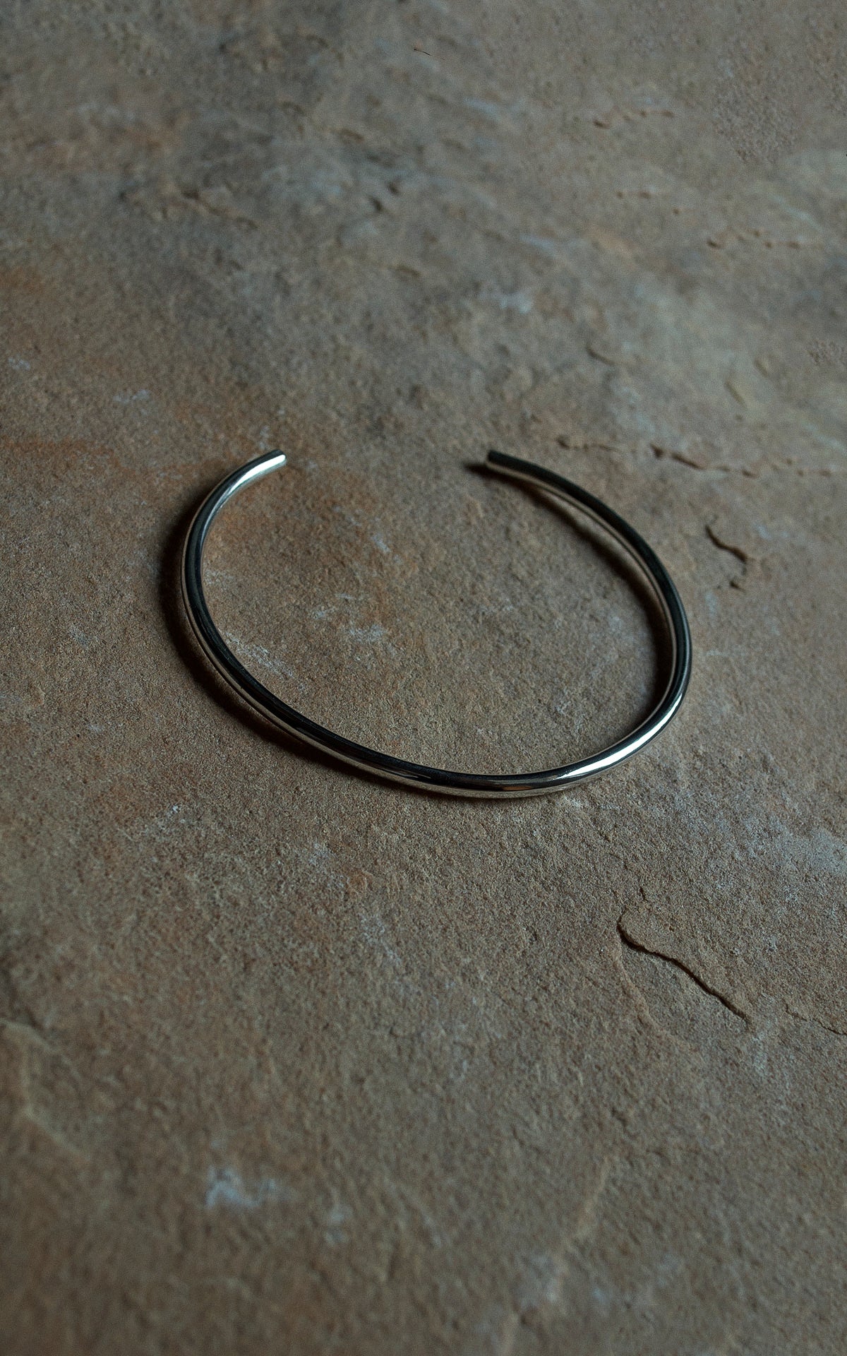 Plain bangle