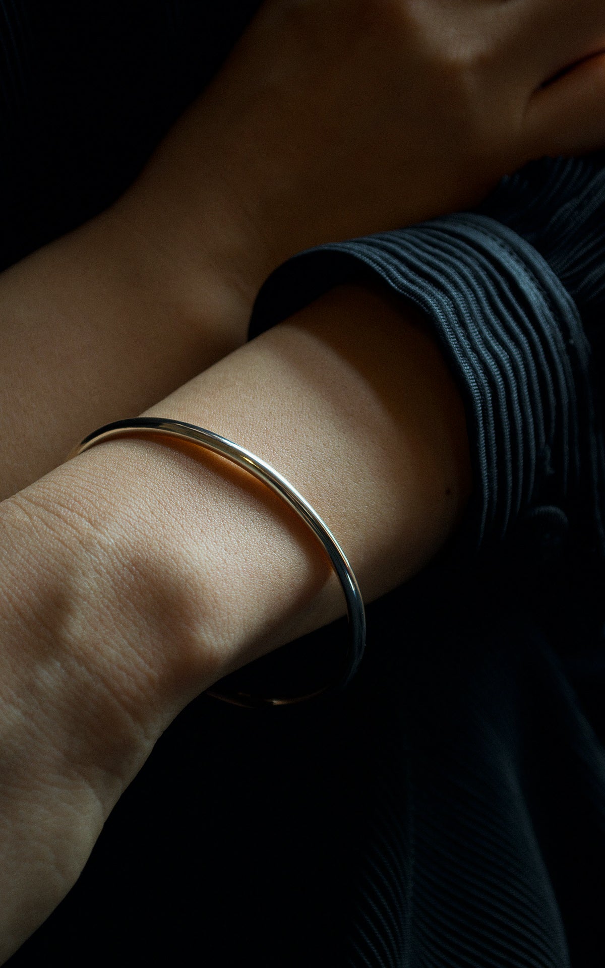 Plain bangle