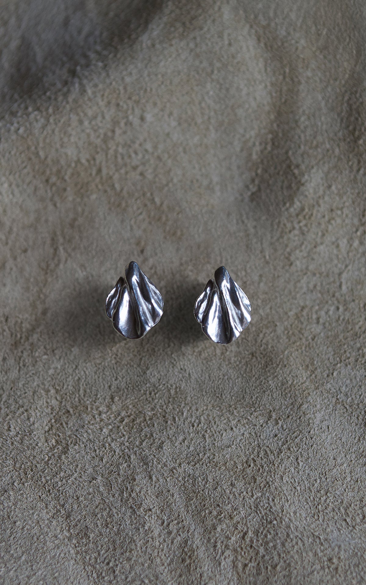 Scalloped Edge Pierce