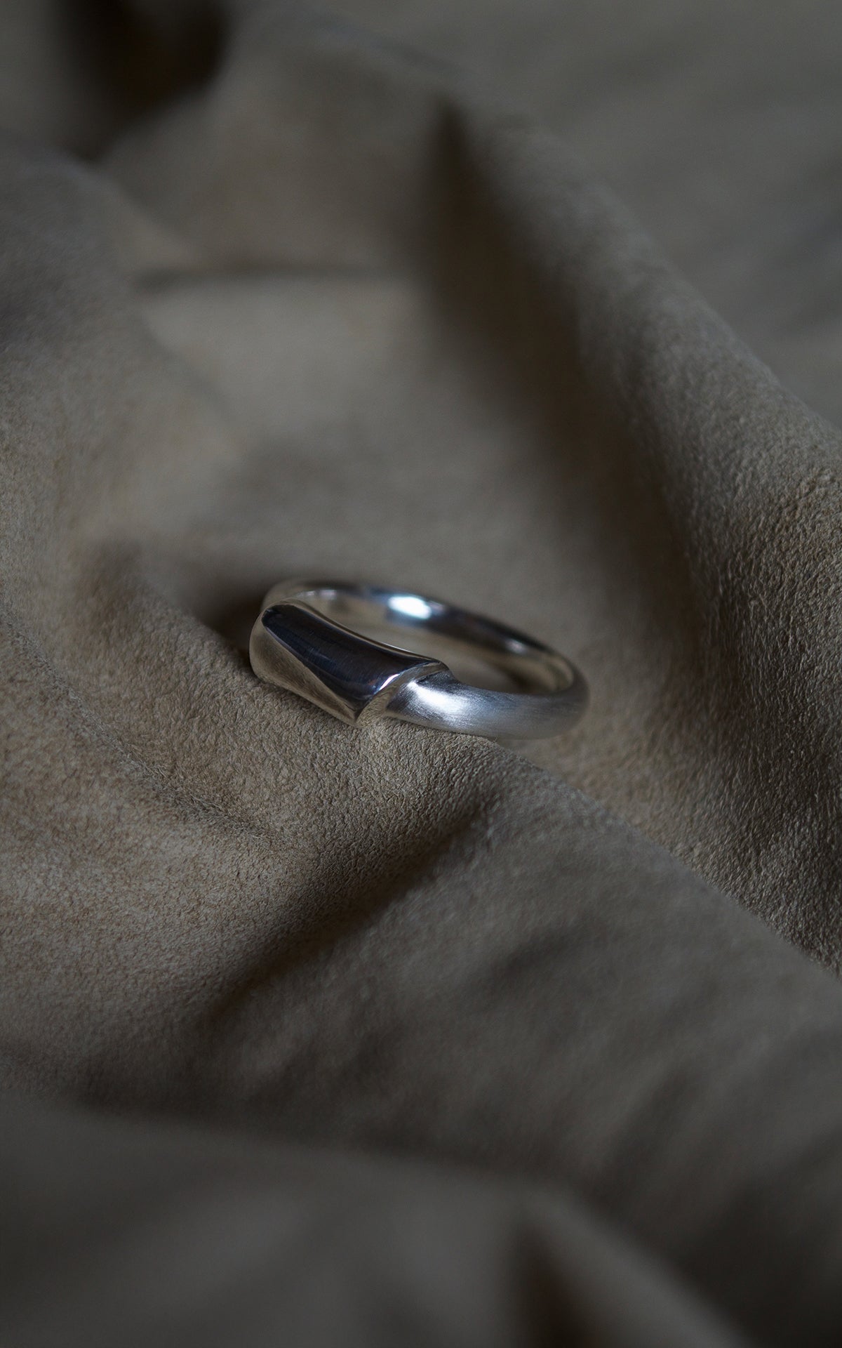 Still Bar Ring