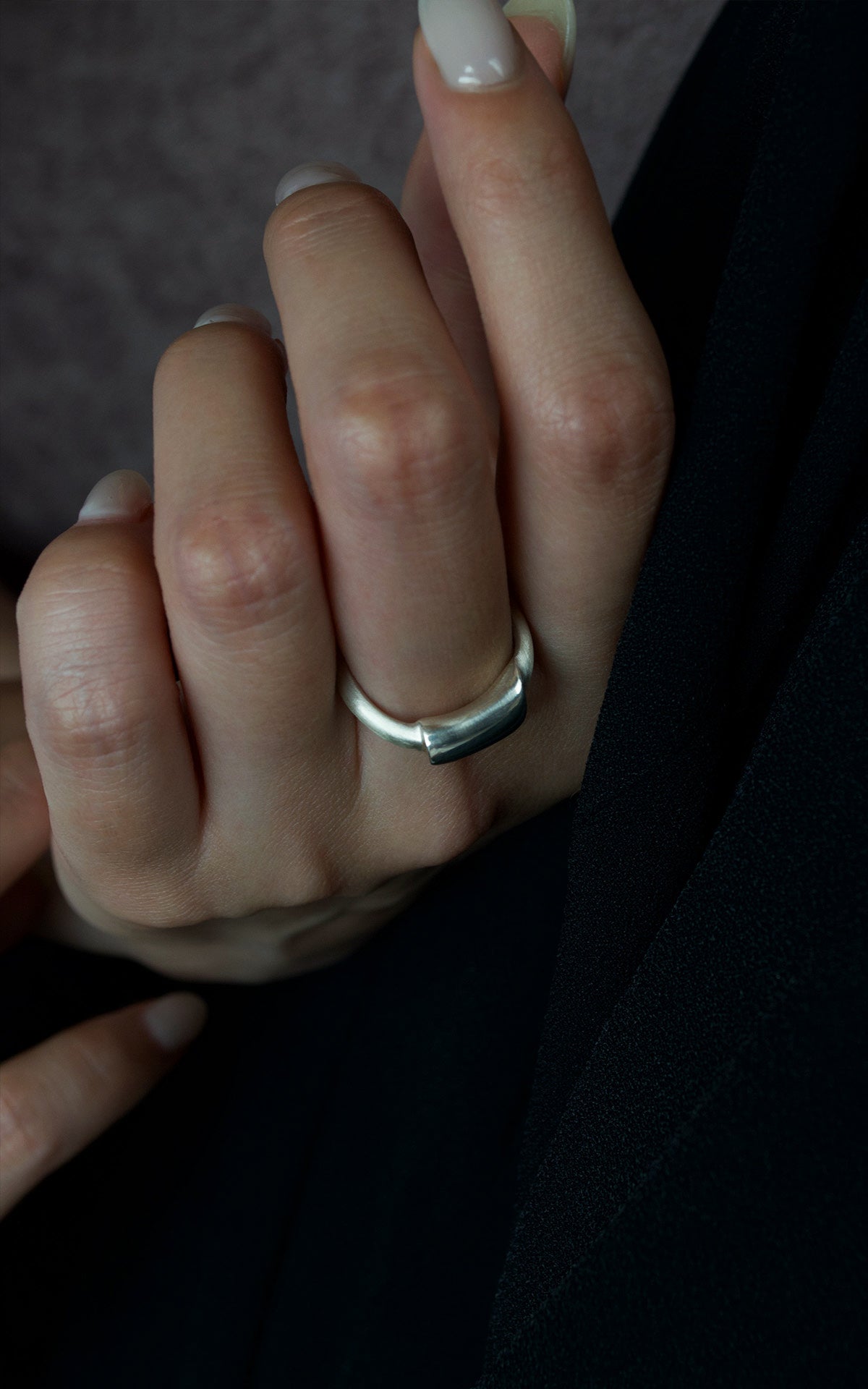 Still Bar Ring