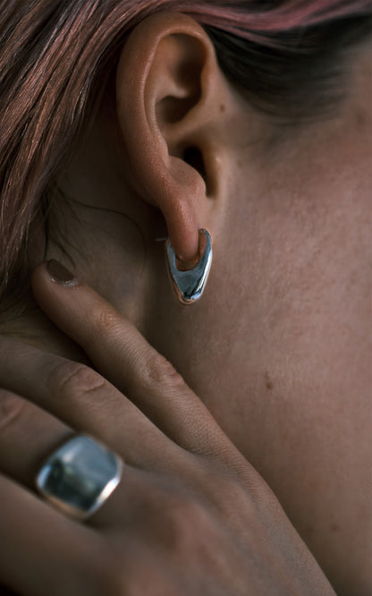 Vintage "V” pierce